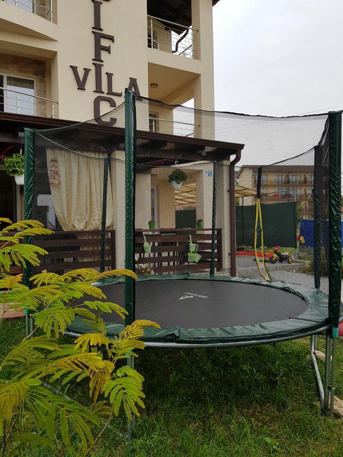 Vila Pacific 科斯蒂内什蒂 外观 照片